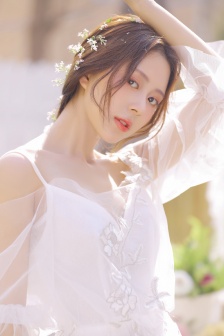 盒装美人